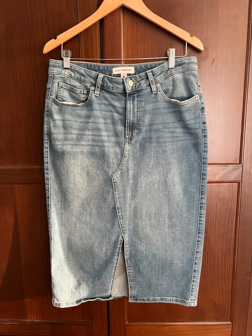 Lucky Brand Pencil Midi Medium Wash Classic Denim Midi Skirt 10/30